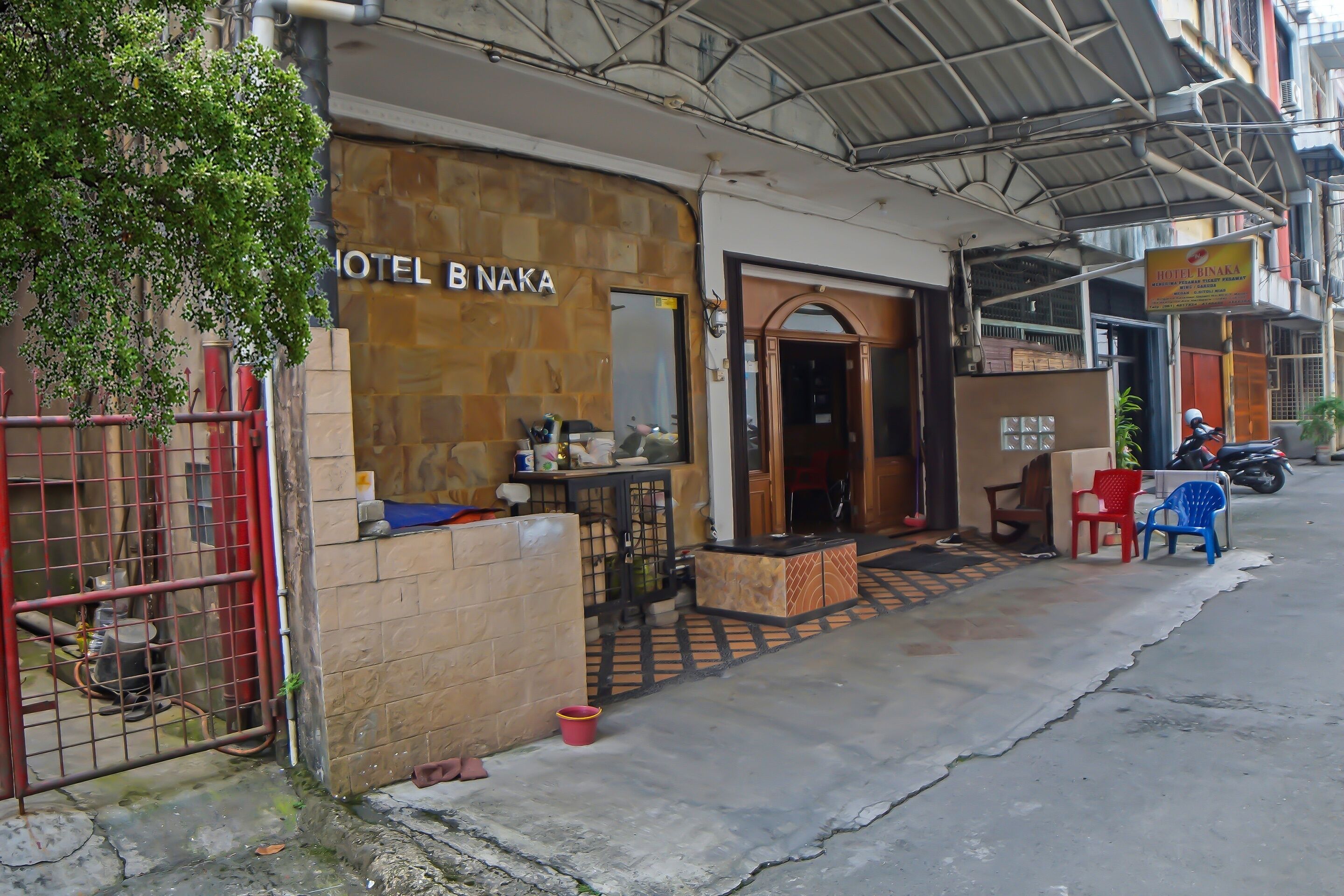 Hotel Binaka Medan by OYO