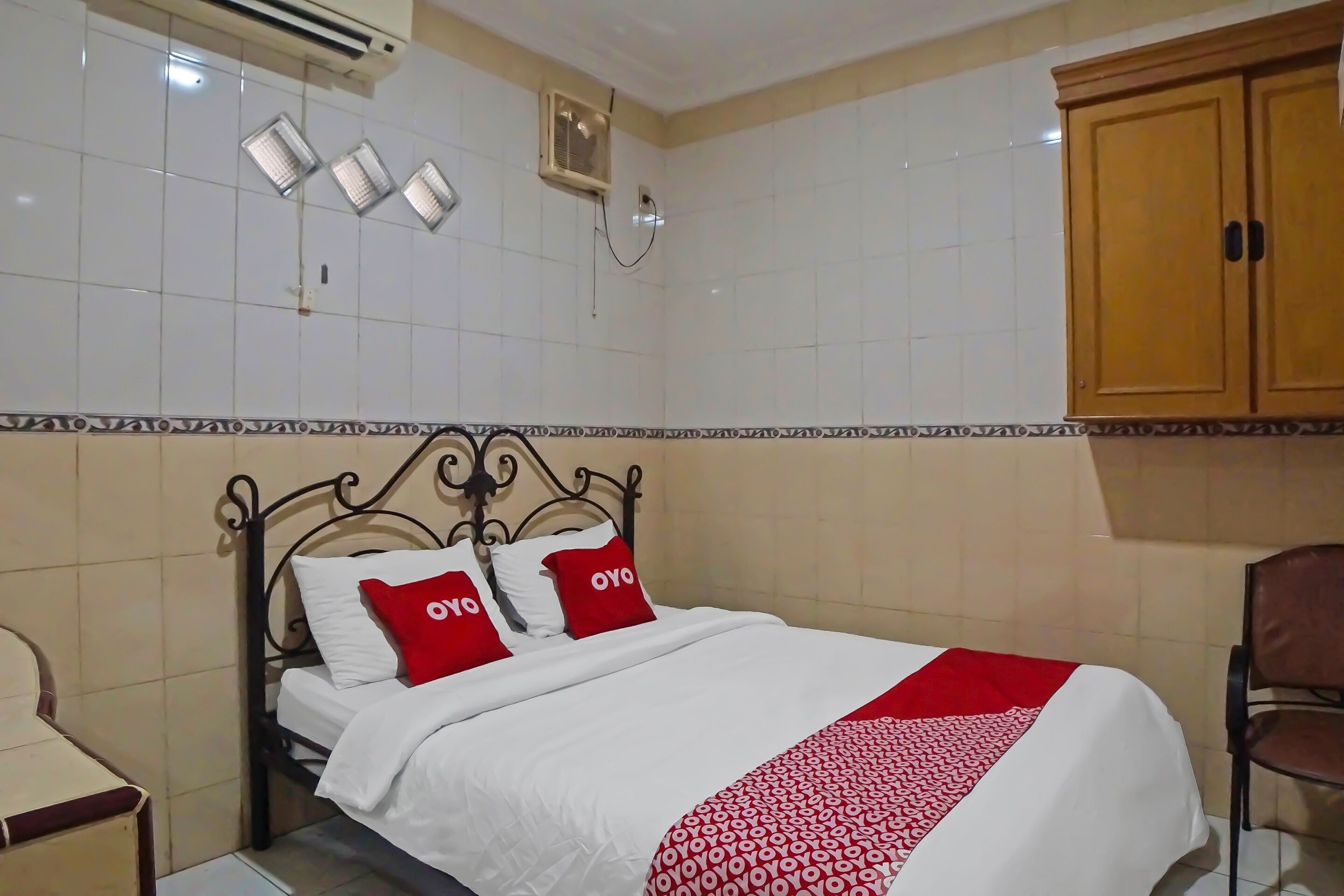 Hotel Binaka Medan by OYO