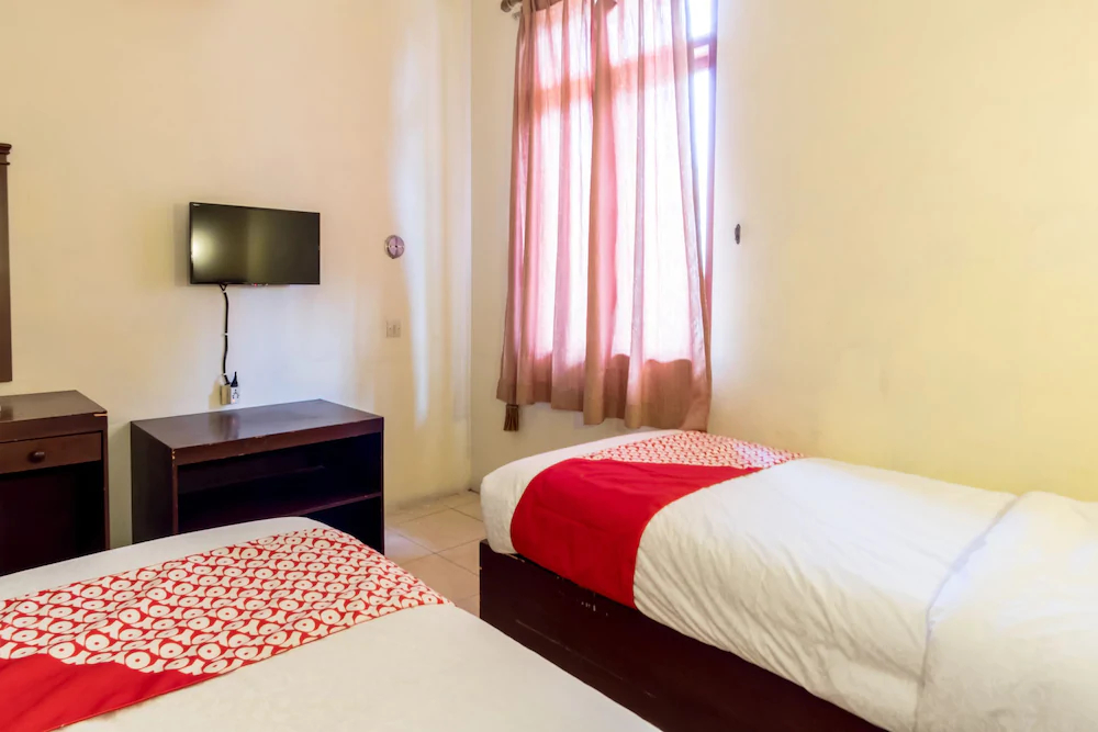 Hotel Bumi Asih Medan by OYO Rooms