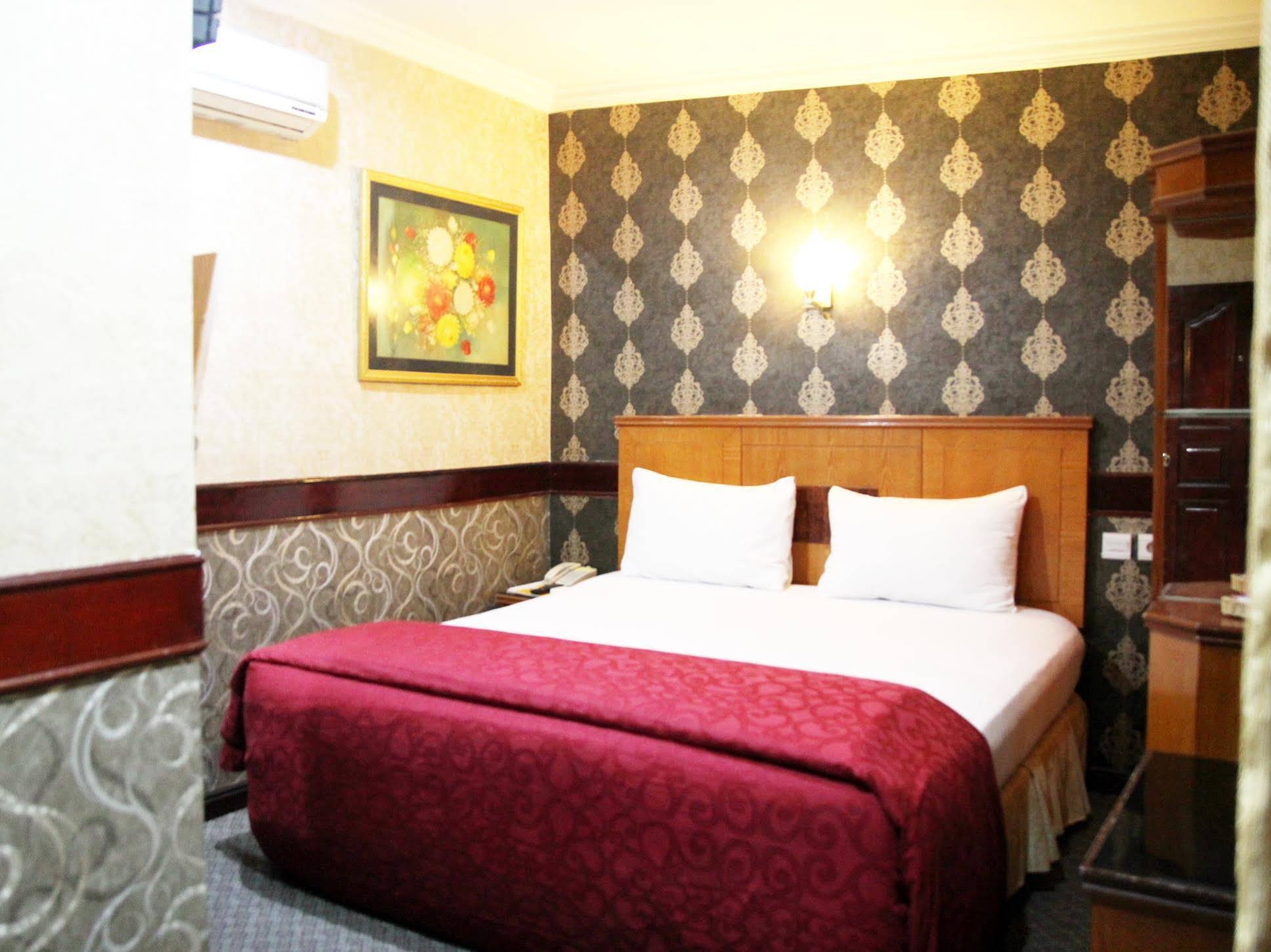 Hotel Menara Lexus
