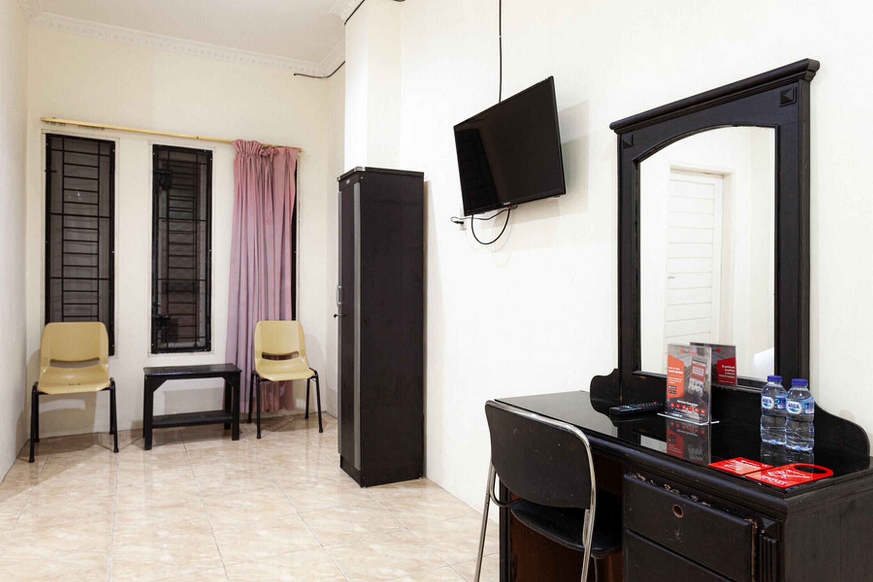 Hotel Nidia Nugraha by RedDoorz