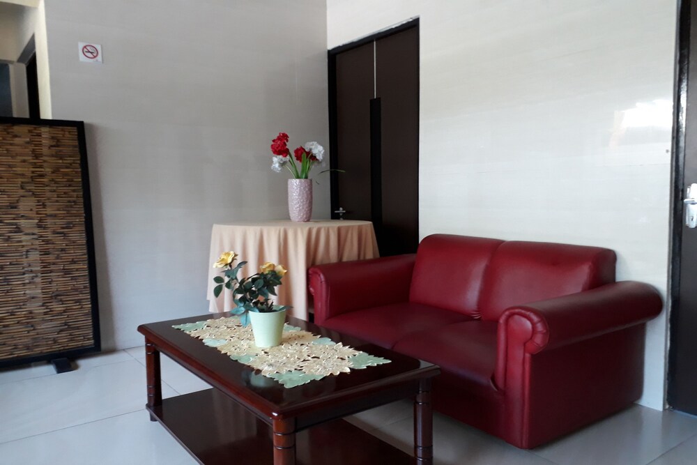 Hotel Transit Syariah by OYO Rooms