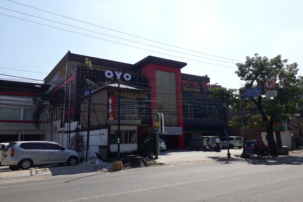 Hotel Transit Syariah by OYO Rooms