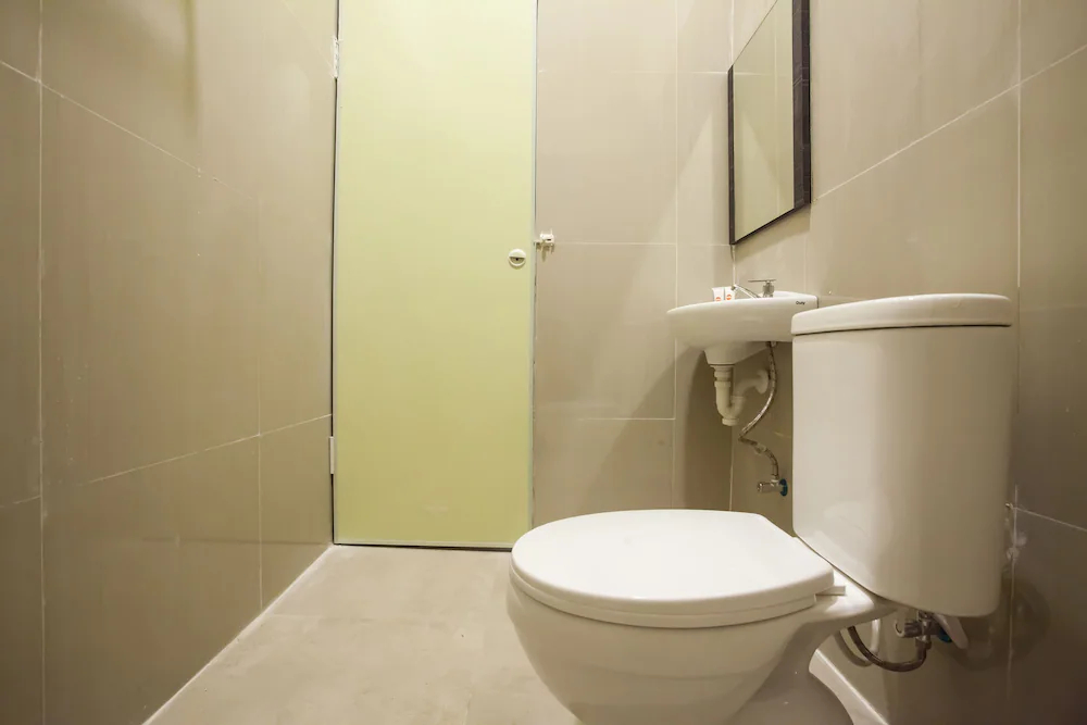 Hotel Winston by OYO Rooms