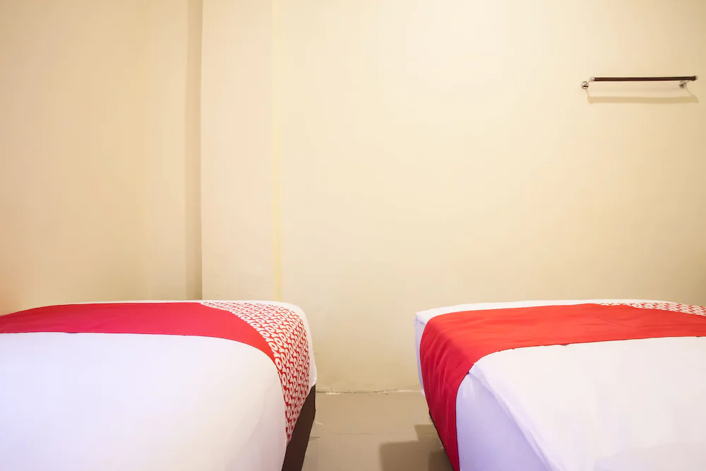 Hotel Winston by OYO Rooms