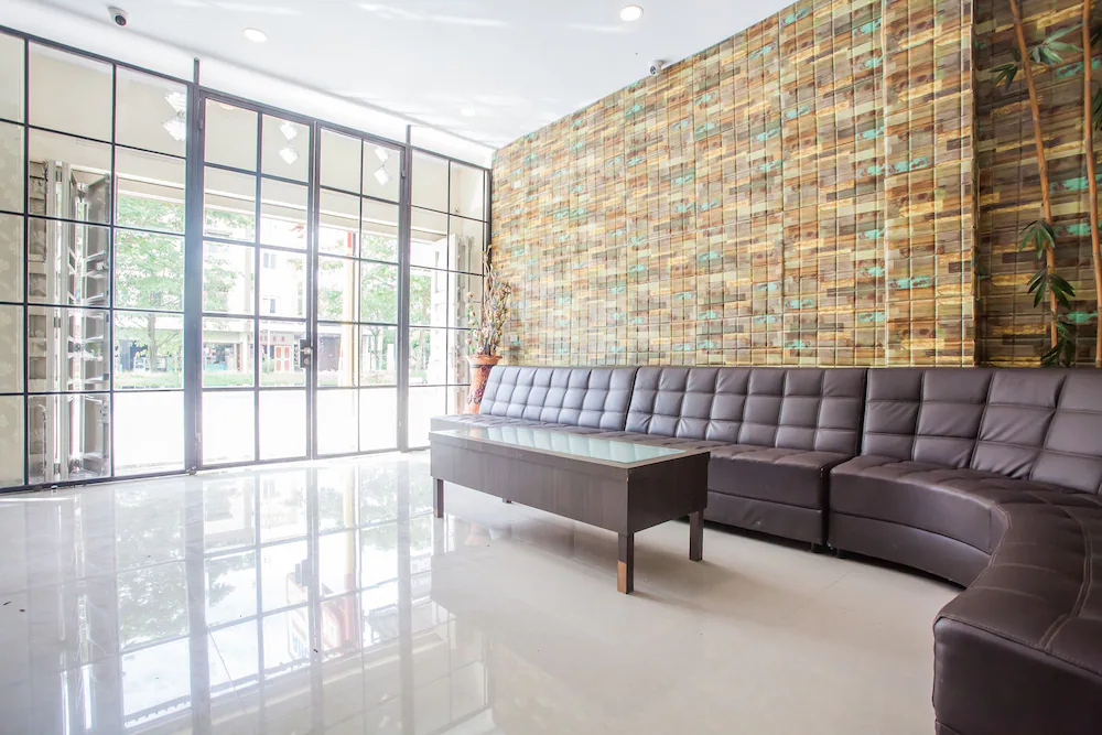 Hotel Winston by OYO Rooms