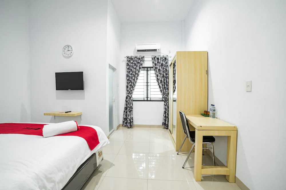 Jabutta Guest House by RedDoorz