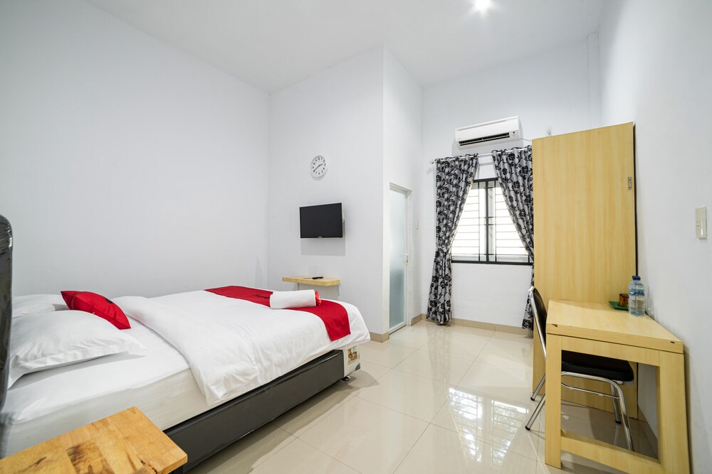 Jabutta Guest House by RedDoorz