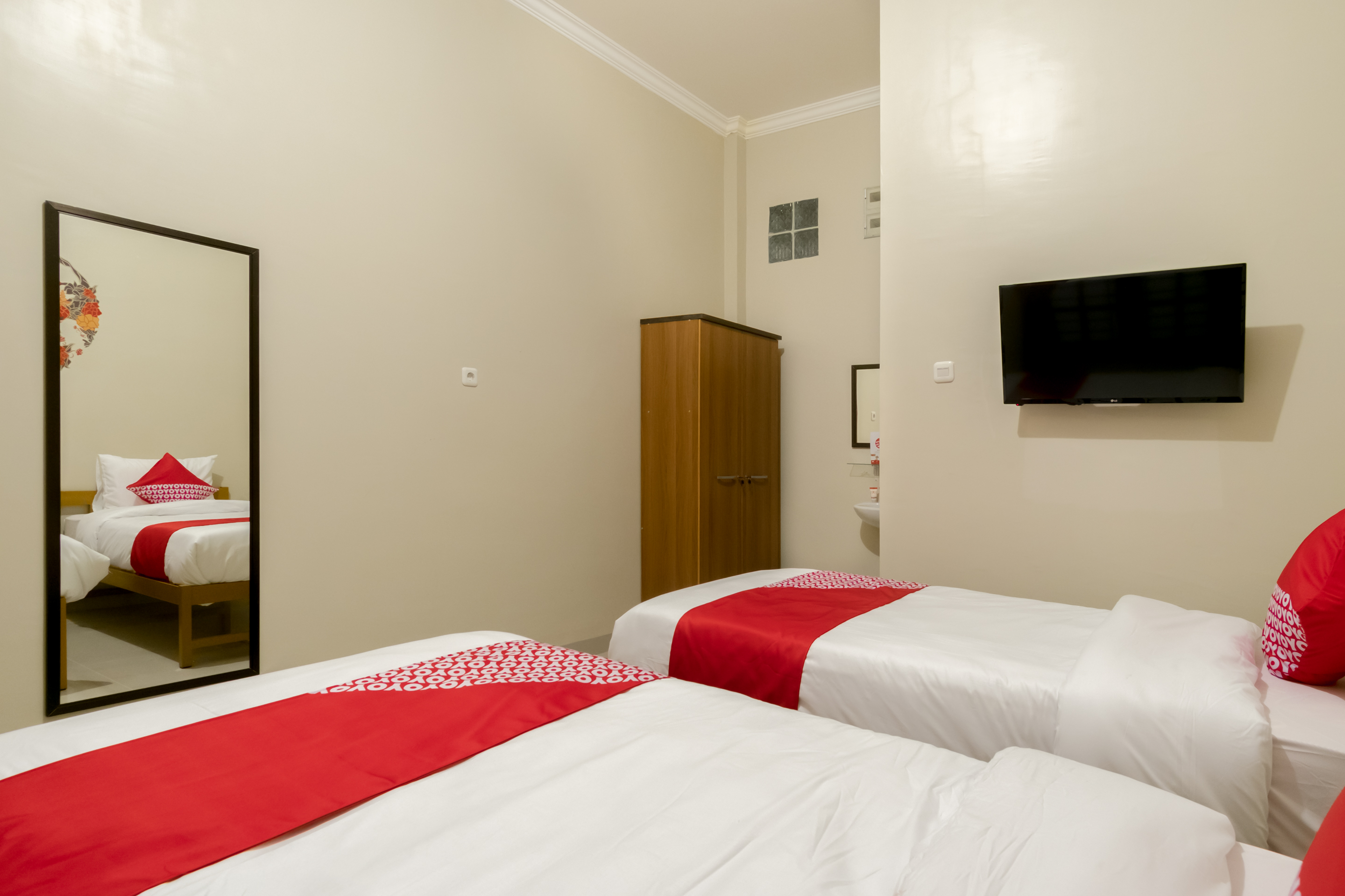 Joyce Guest House by OYO Rooms