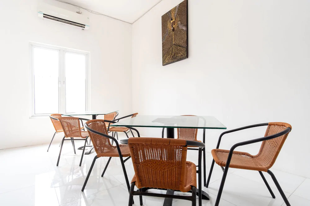 OYO Flagship 1794 Kamojo Gh Medan