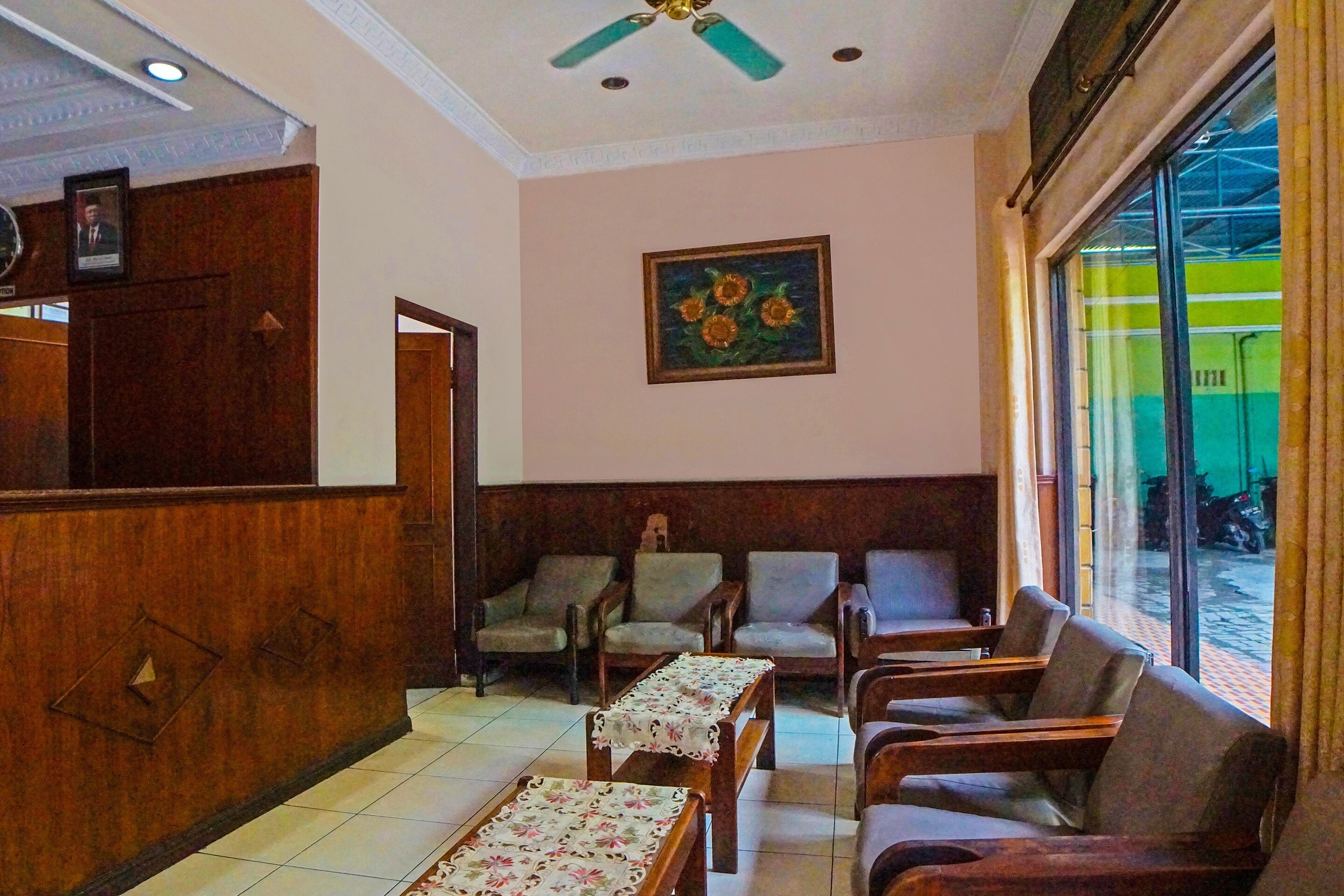 Lida Hotel by OYO