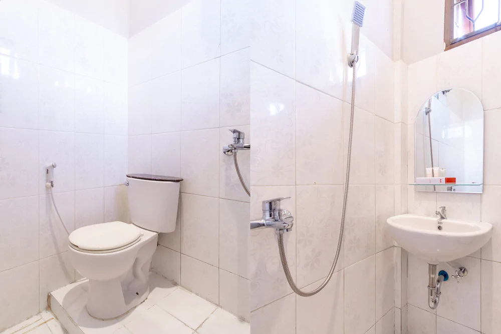 Medan Guest House by OYO Rooms