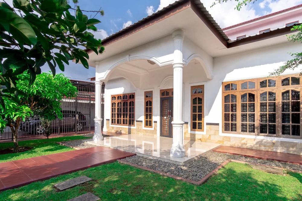 Medan Guest House by OYO Rooms