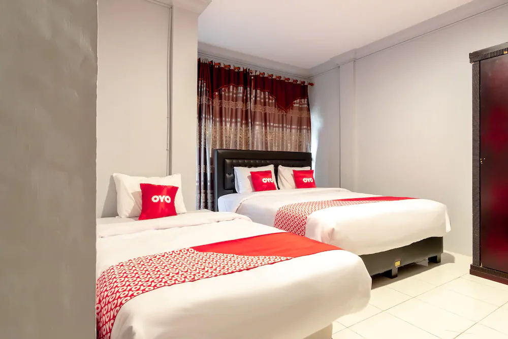 Medan Guest House by OYO Rooms