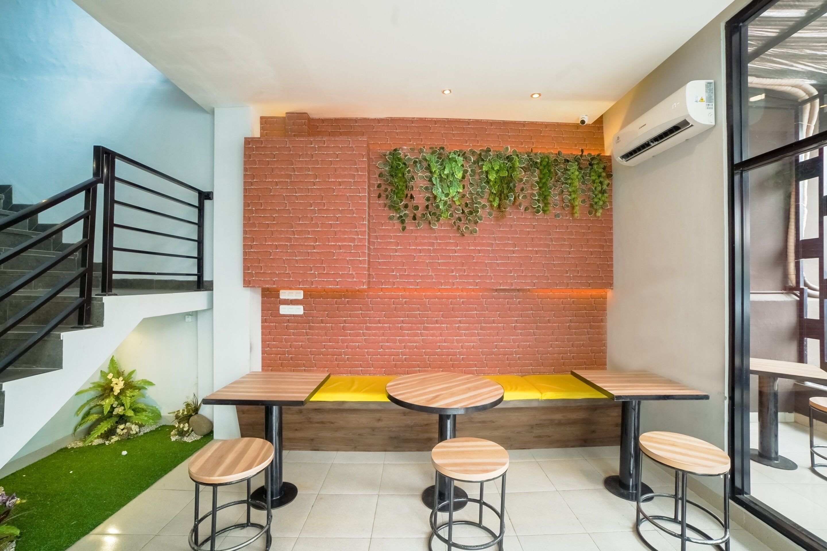Millenium Inn 2 by OYO