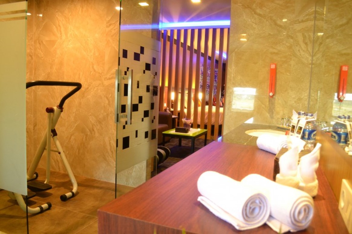 Miyana Hotel