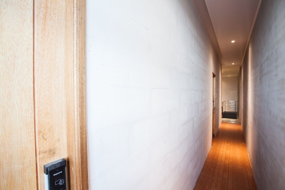 Mono Guest House by OYO Rooms