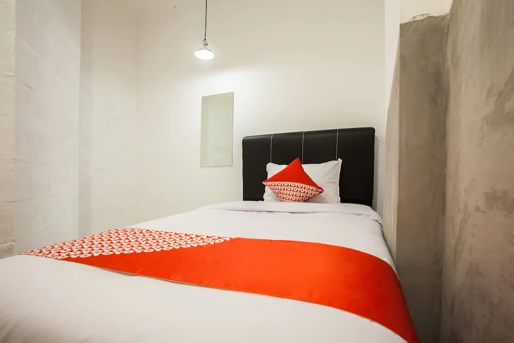 Mono Guest House by OYO Rooms