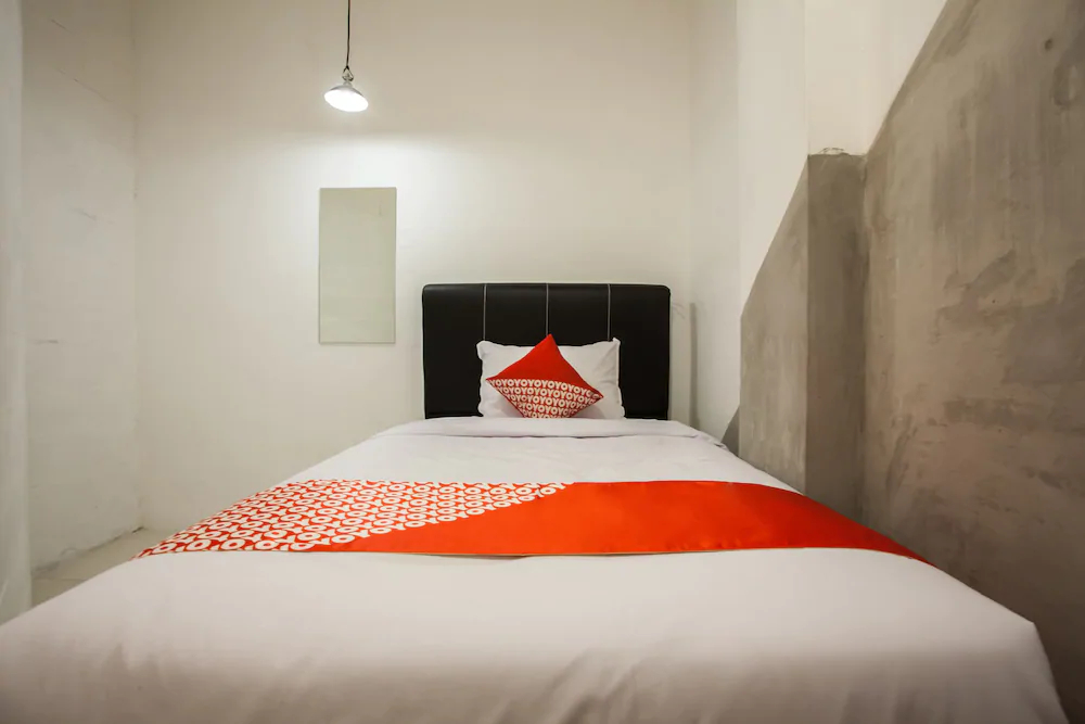 Mono Guest House by OYO Rooms