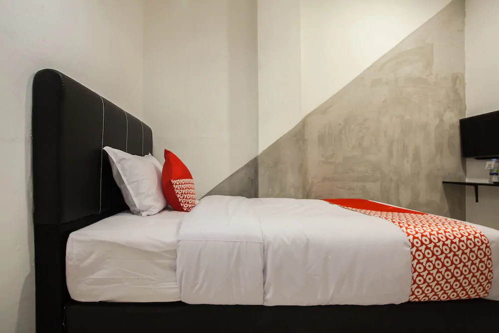 Mono Guest House by OYO Rooms