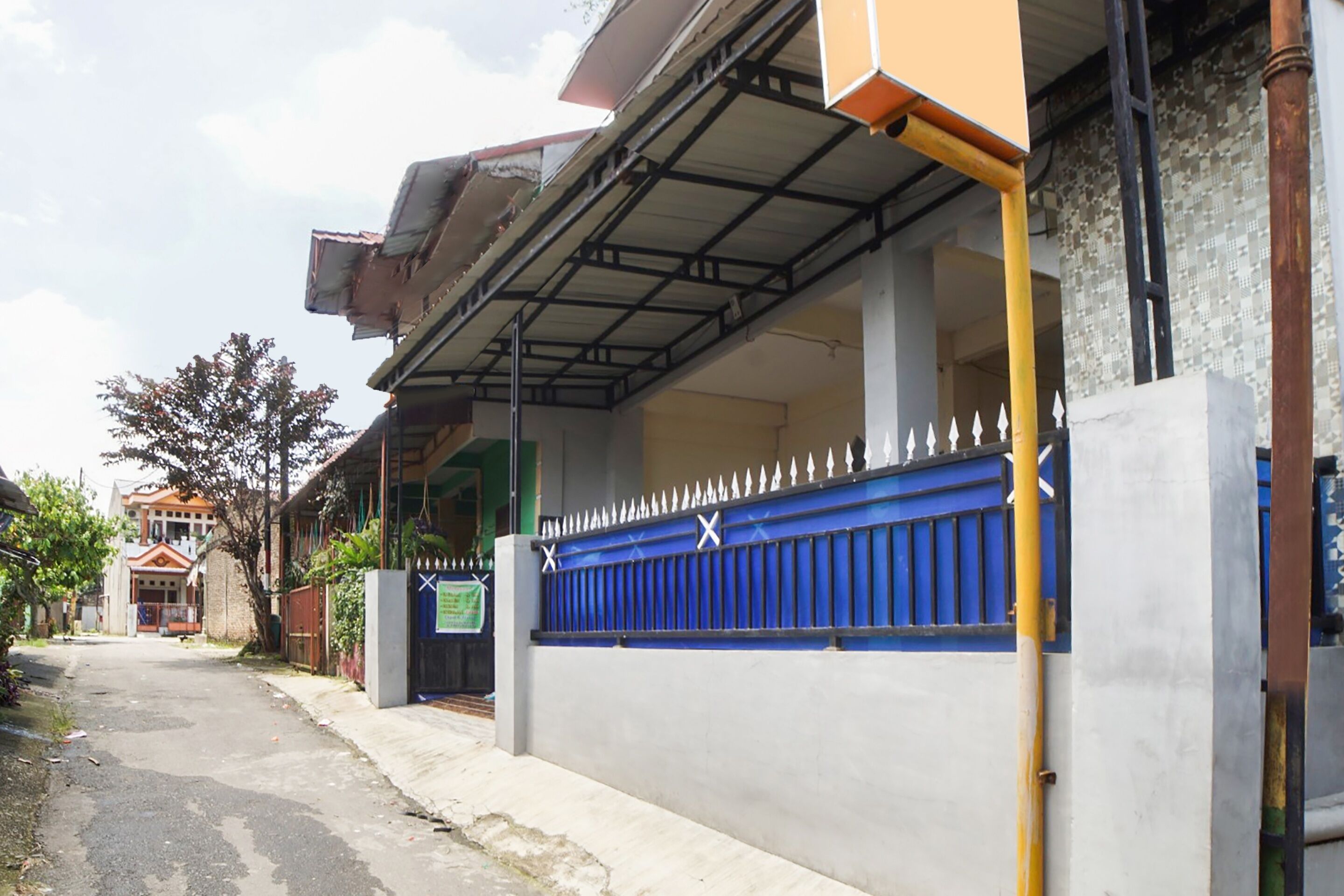 Mutiara Guest House by OYO