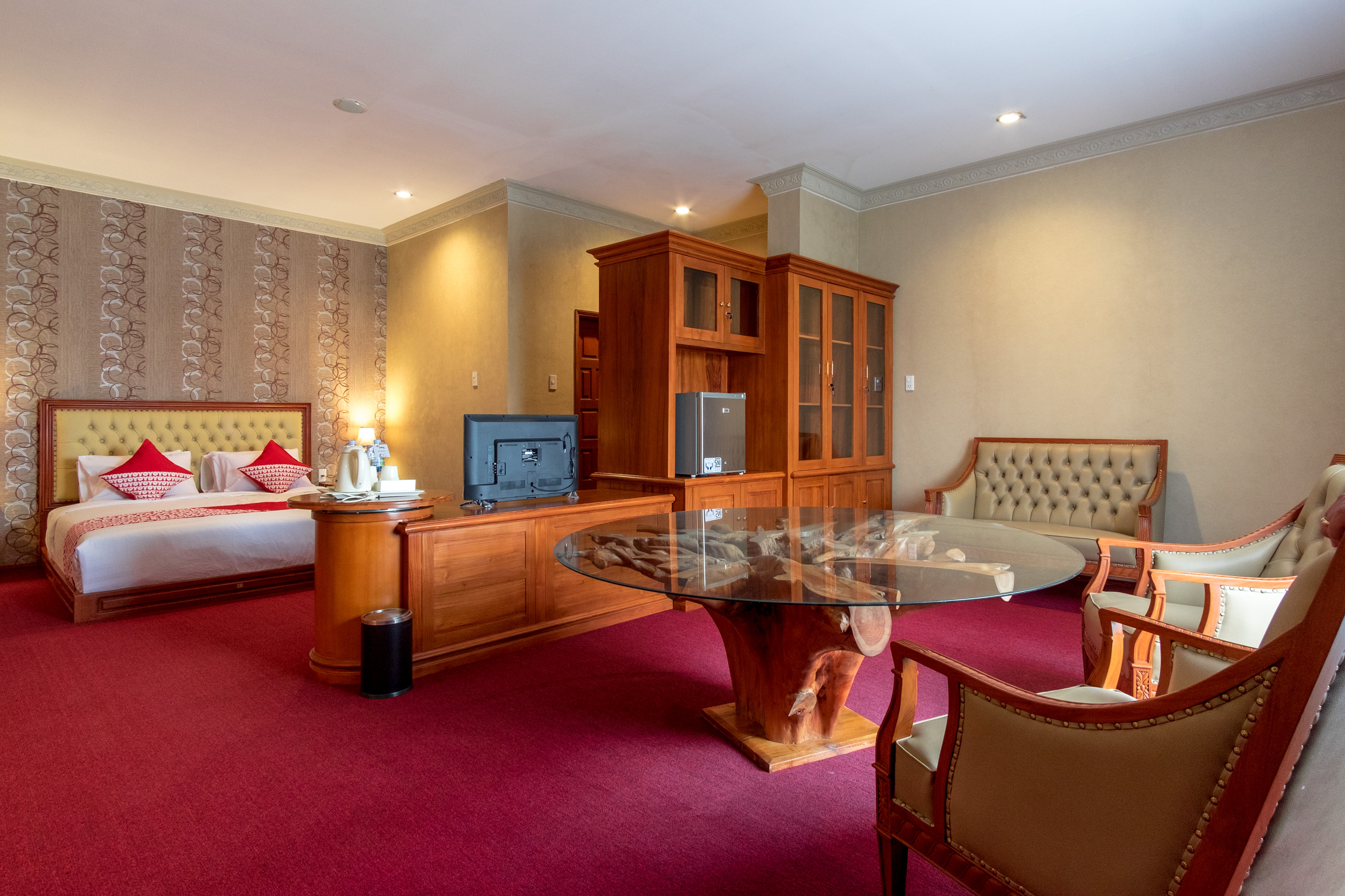 Mutiara Hijau Suites Syariah By OYO Rooms