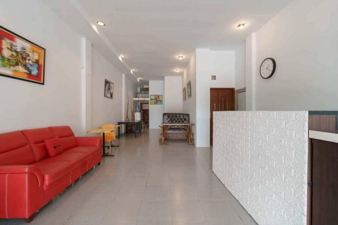 Mutiara Residence by Reddoors