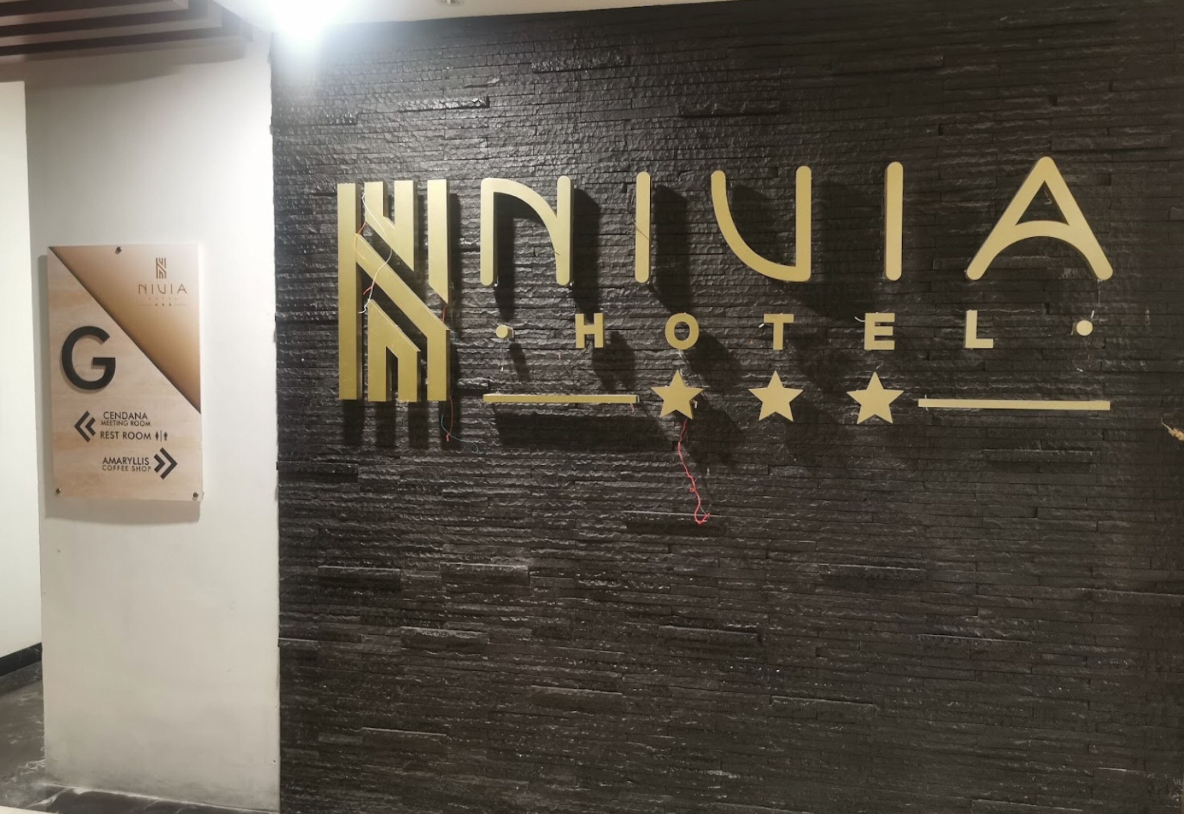 Nivia Hotel