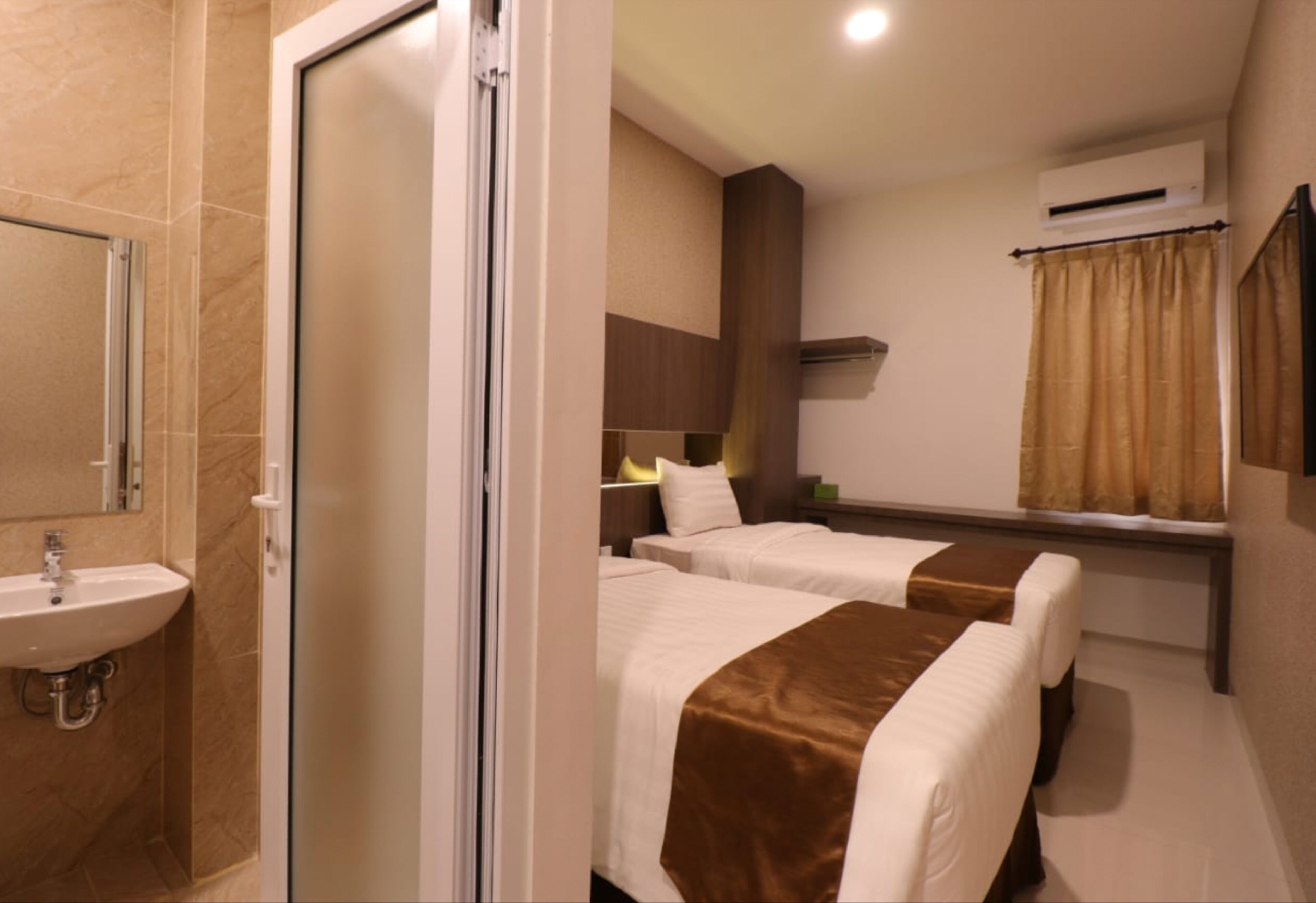 Nivia Hotel