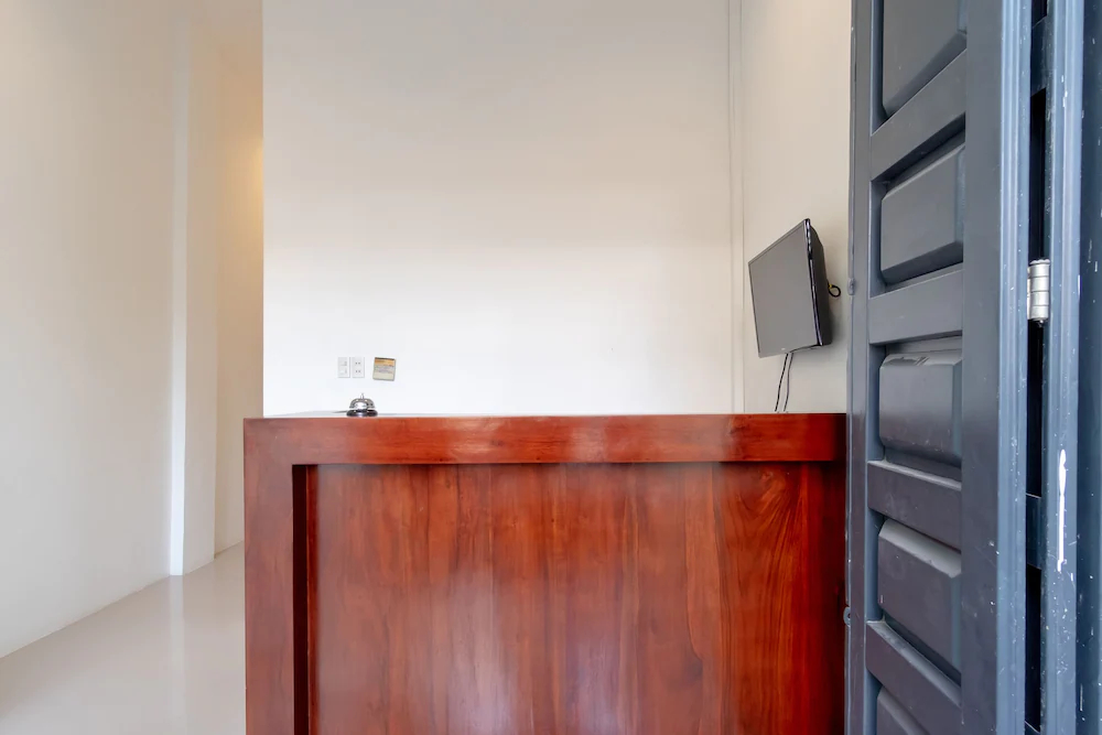Os Residence by OYO Rooms