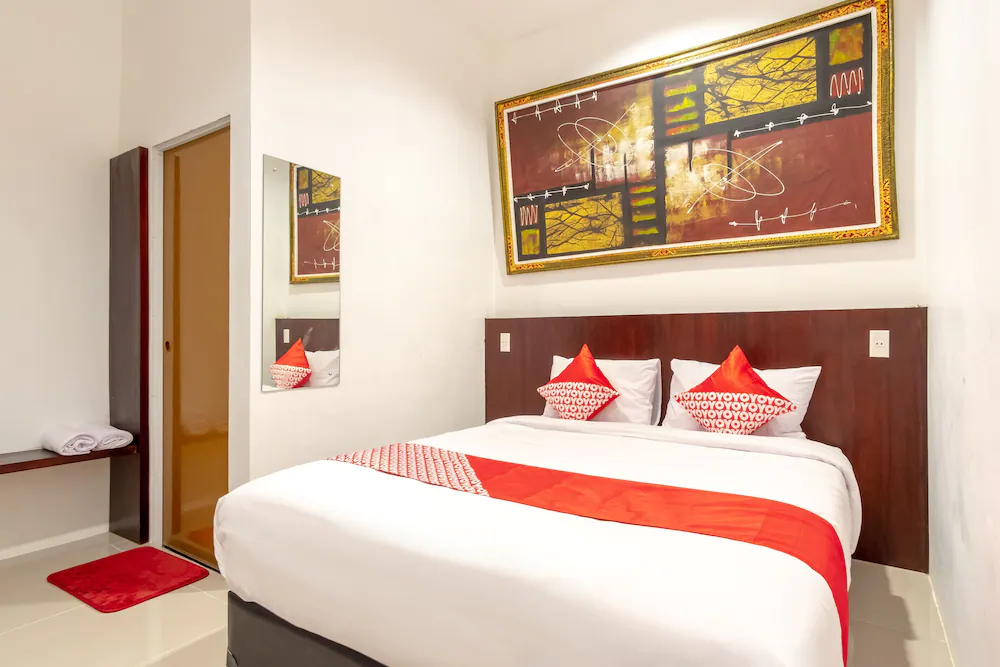 Os Residence by OYO Rooms