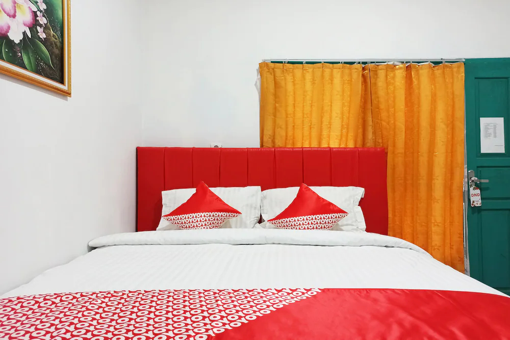 Os Residence by OYO Rooms