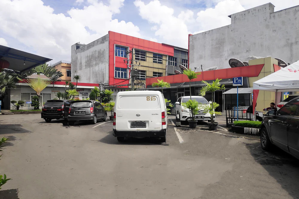 Os Residence by OYO Rooms