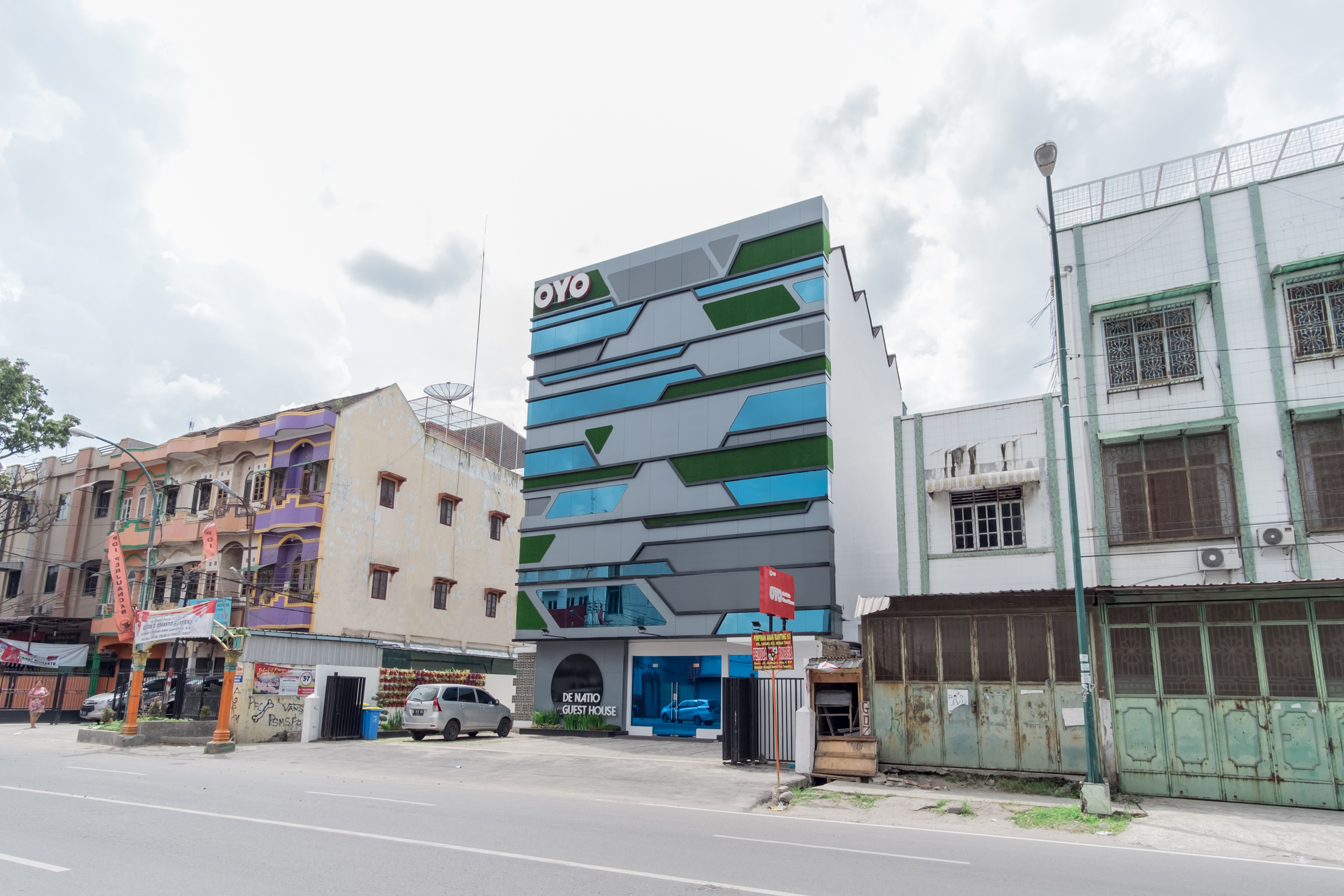 OYO 248 De Natio Guest House