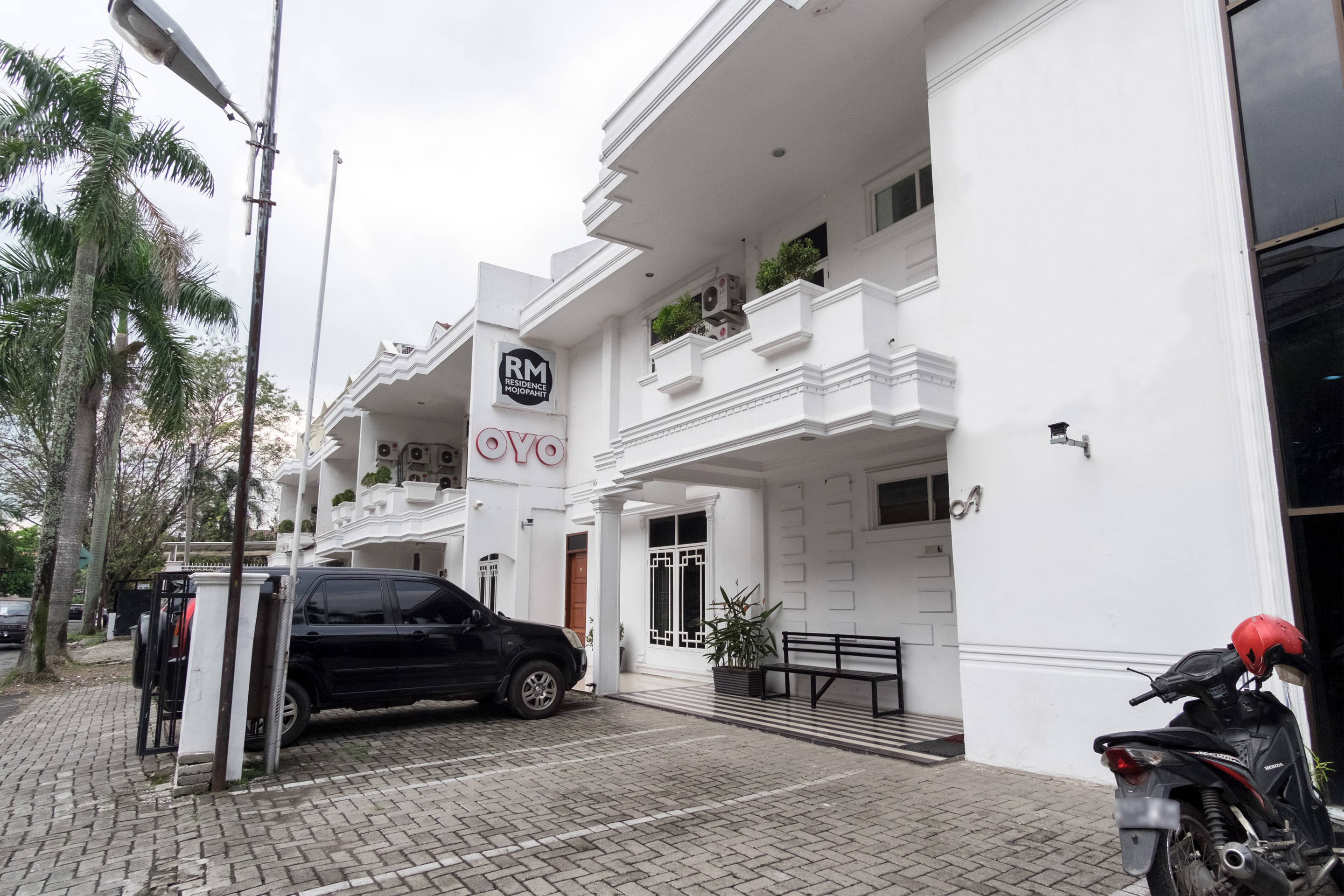 OYO 339 Residence Mojopahit