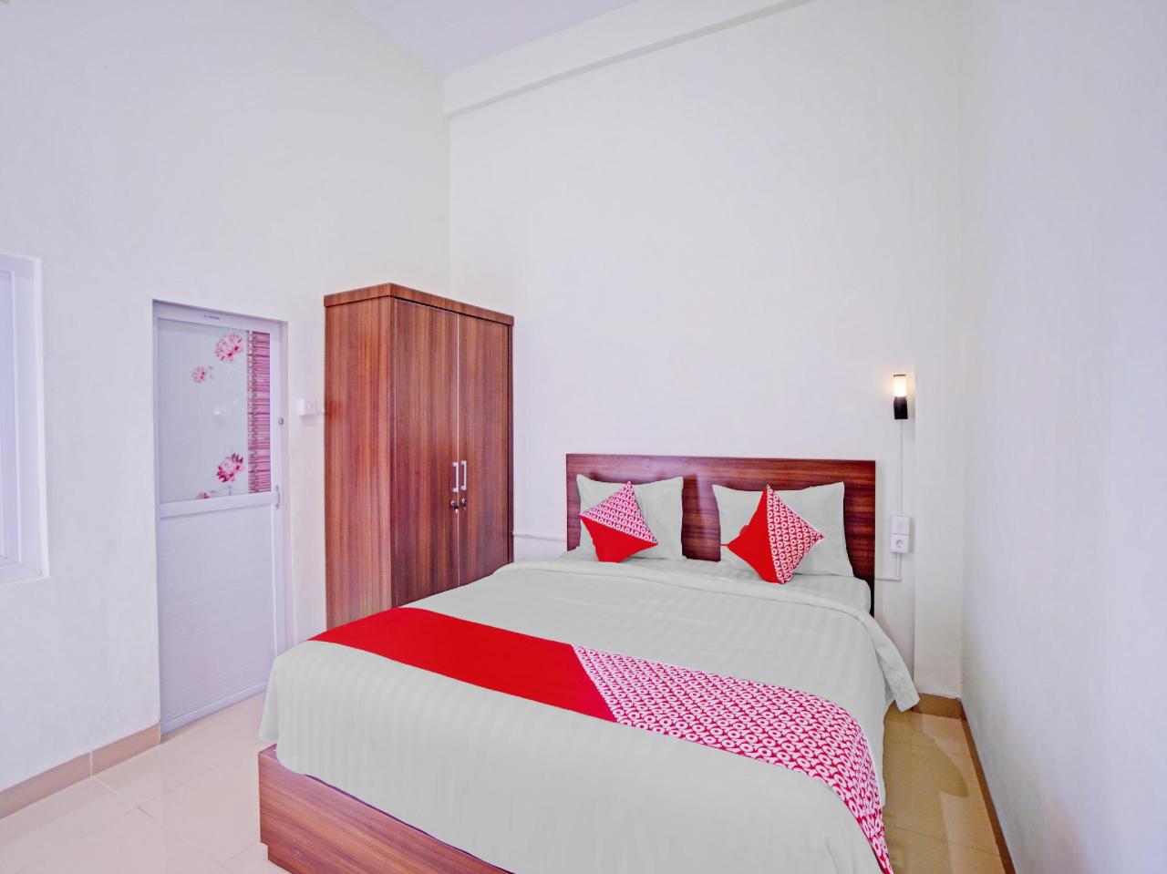 OYO 90500 Teratai Residence