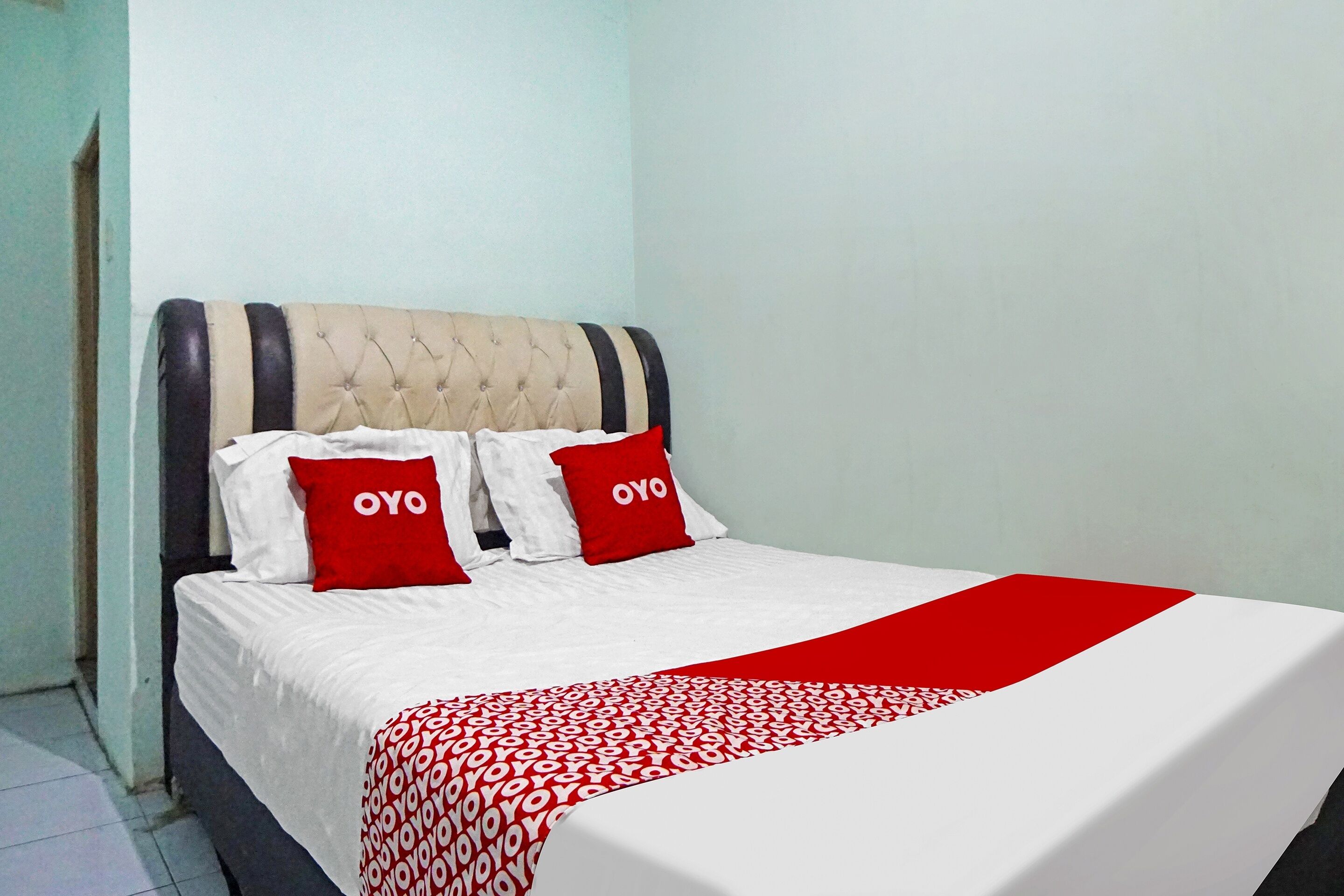 OYO 91303 Puri Dennis