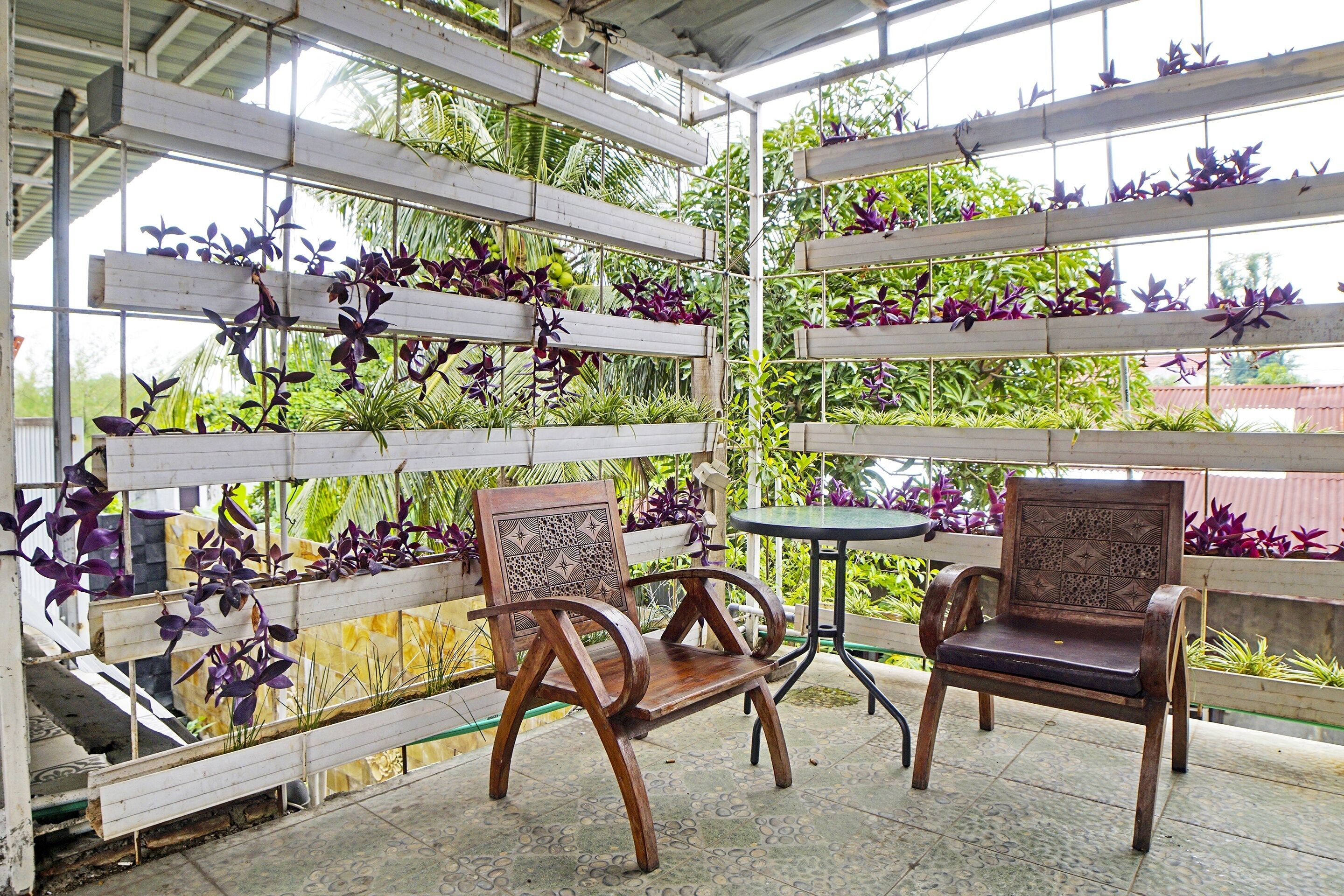 OYO 91303 Puri Dennis