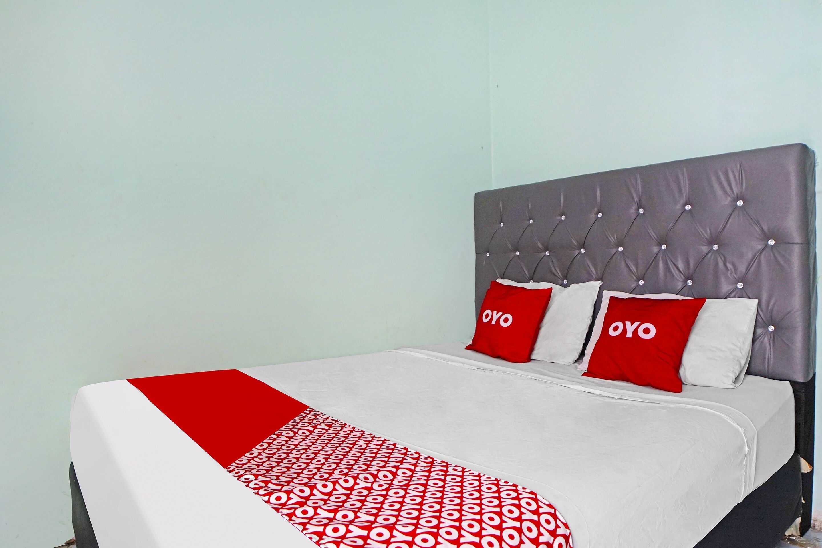 OYO 91303 Puri Dennis