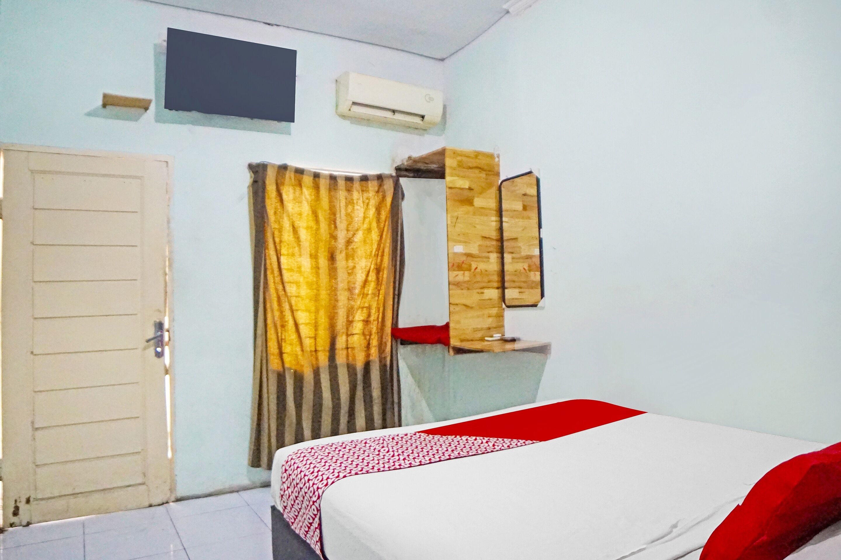 OYO 91303 Puri Dennis