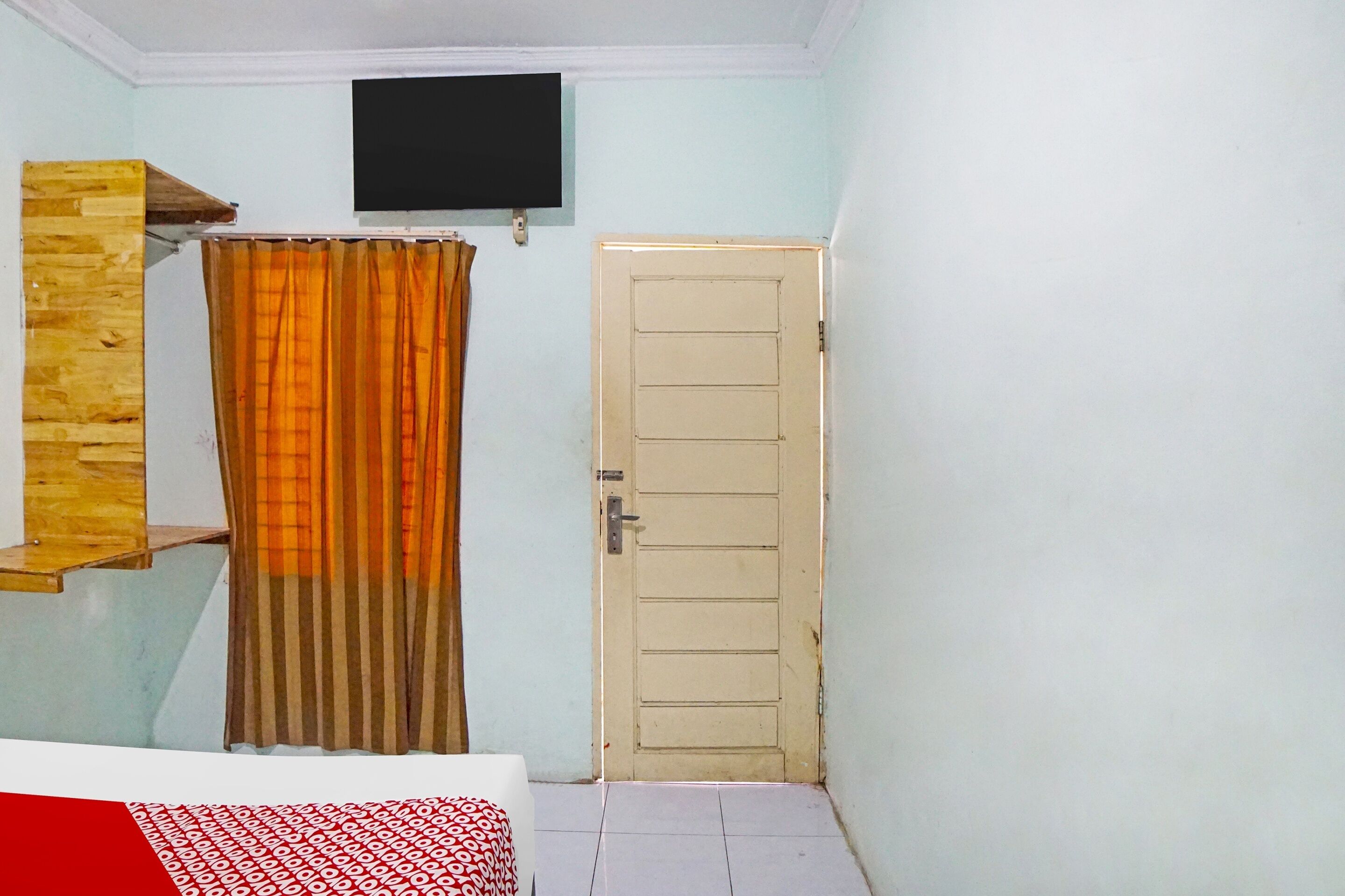 OYO 91303 Puri Dennis