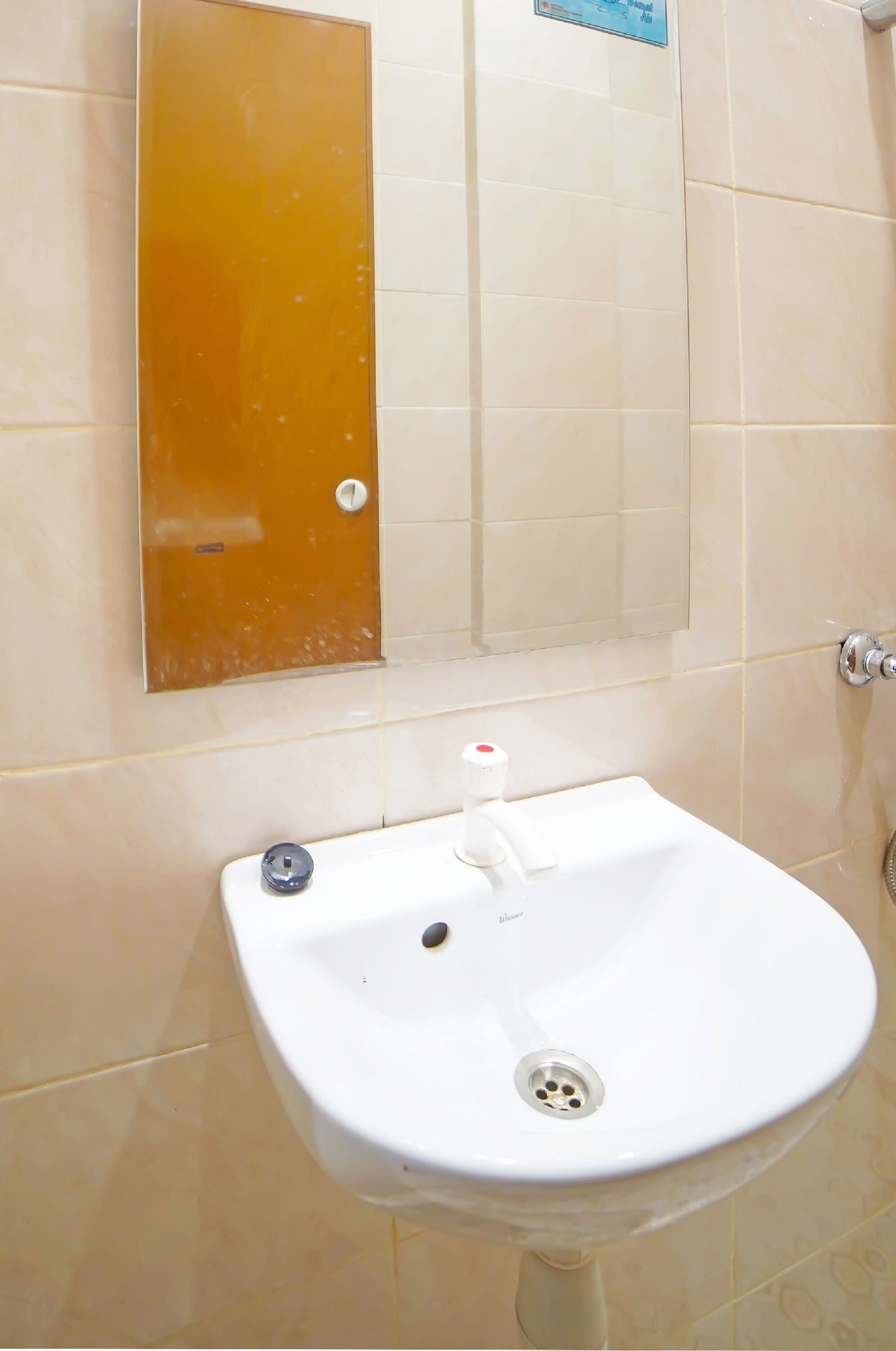 OYO 91728 Saudara Residence