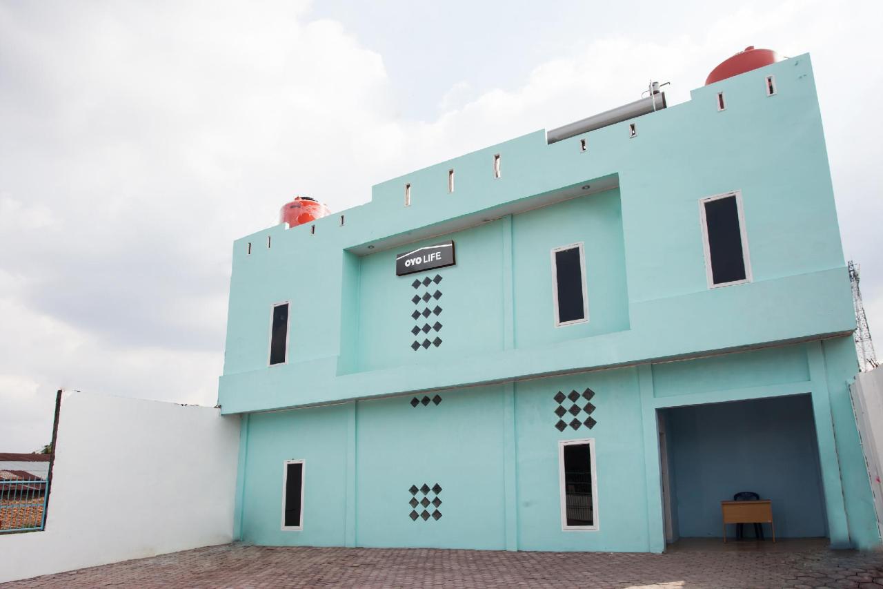 OYO Life 2601 Homestay Damai Helvetia