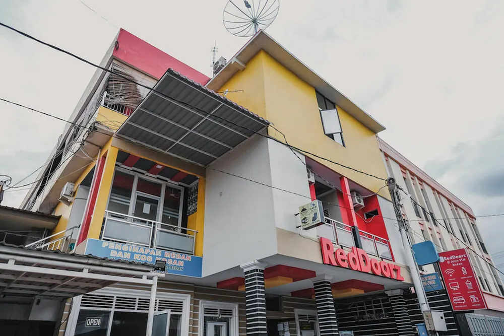 Penginapan Medan by RedDoorz