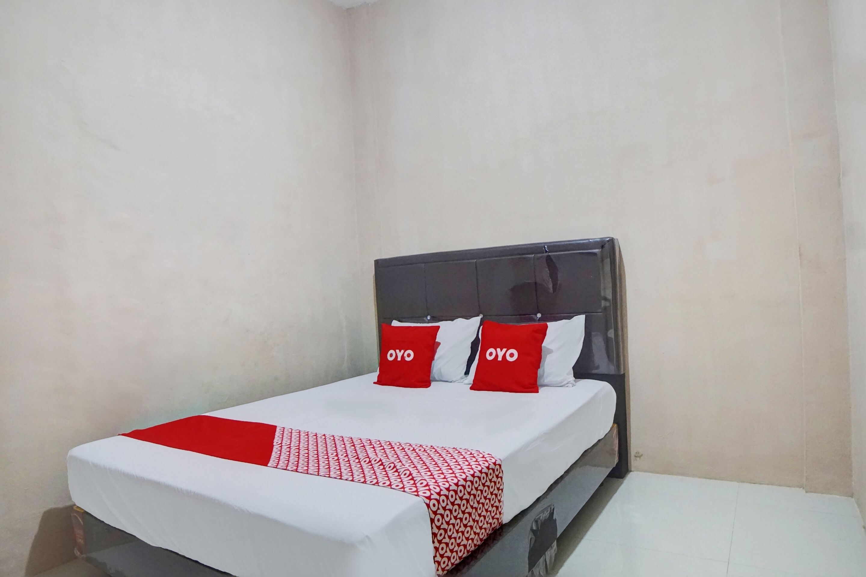 Penginapan Syariah Faster Inn by OYO