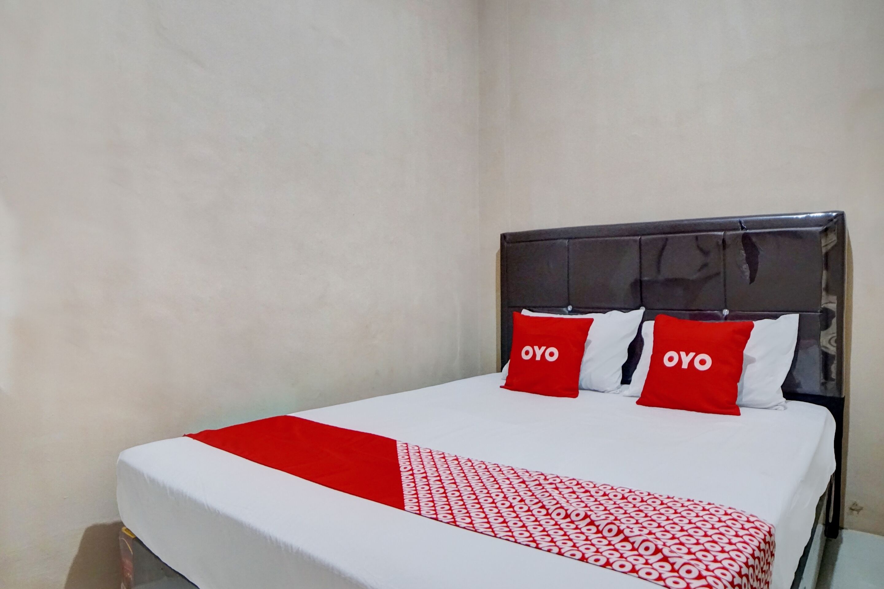 Penginapan Syariah Faster Inn by OYO