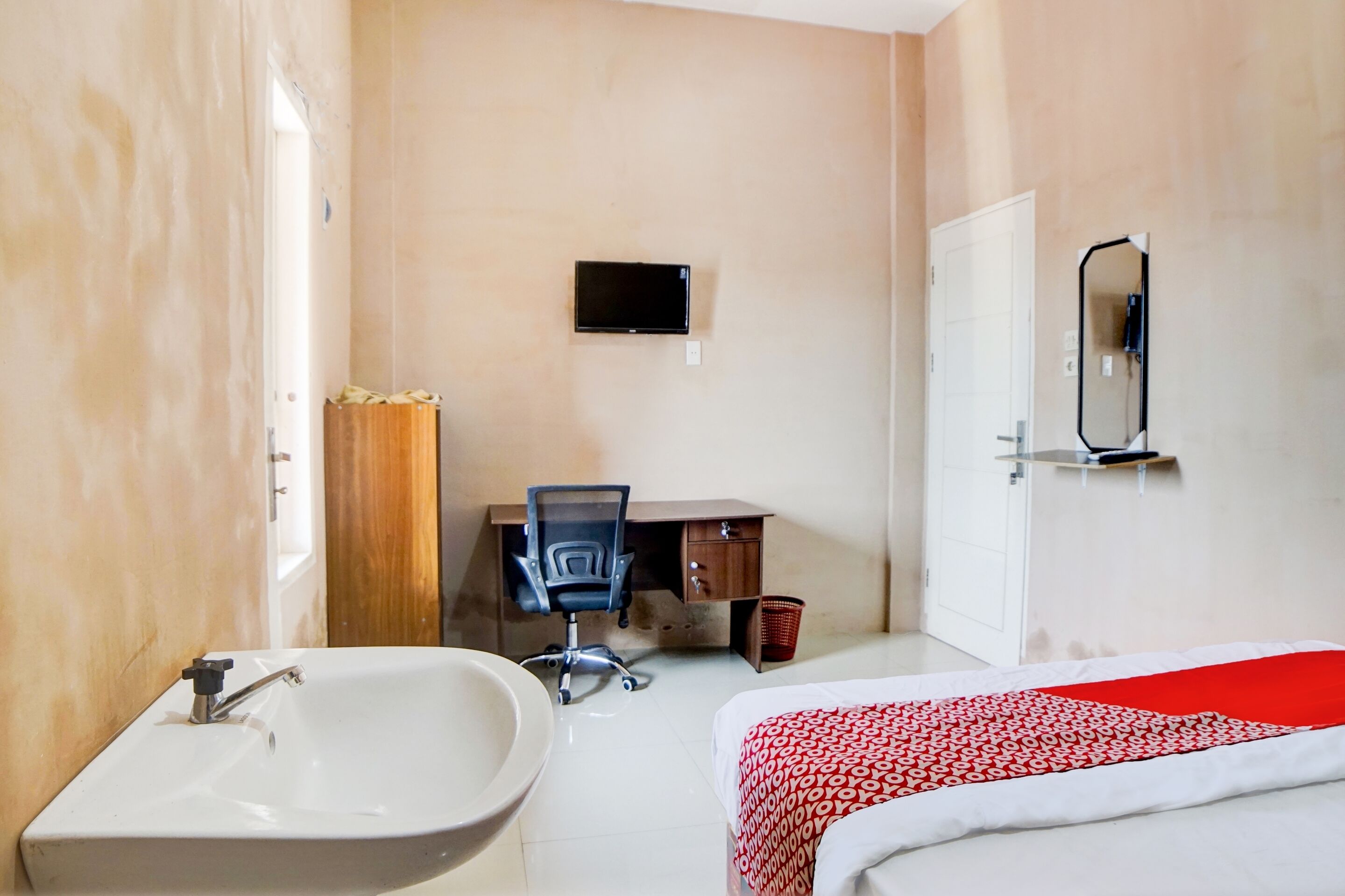 Penginapan Syariah Faster Inn by OYO