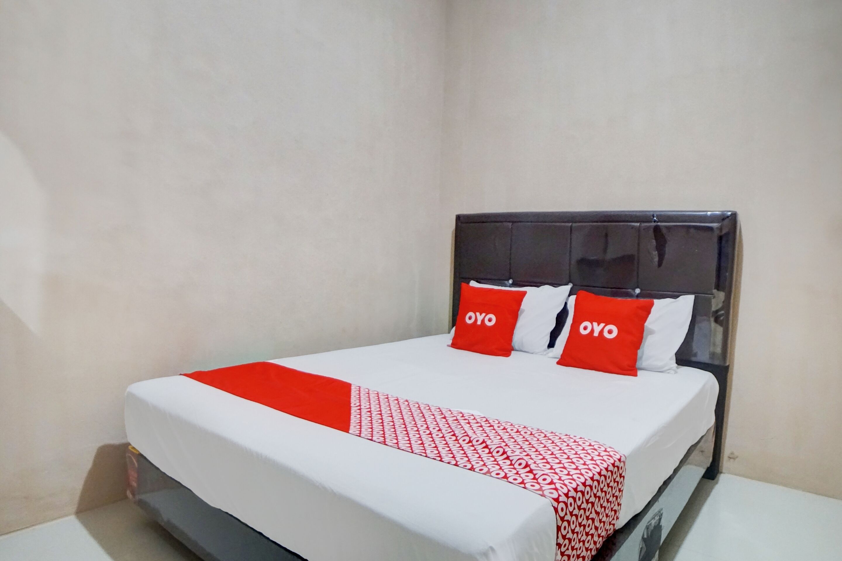 Penginapan Syariah Faster Inn by OYO