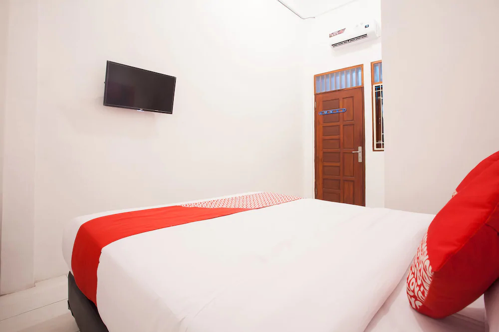 Pondok Indah Residence by OYO Rooms
