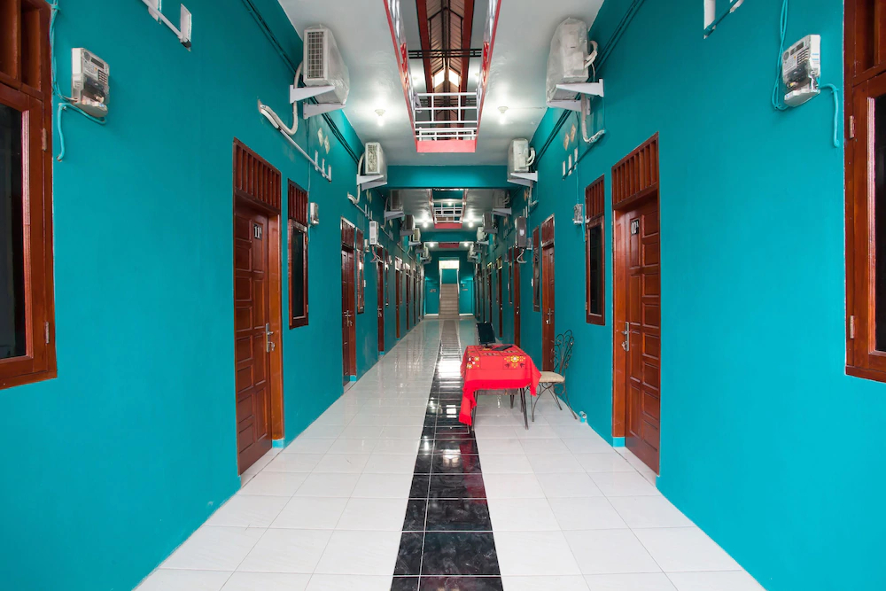 Pondok Indah Residence by OYO Rooms
